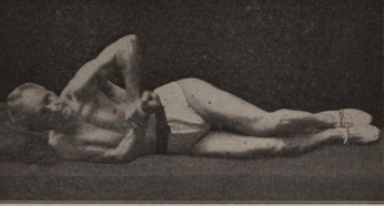 Несколько дней назад я опубликовала первую статью о Сэнфорде Беннете - человеке, который в 50 лет стал делать собственный комплекс упражнений для лица и тела в кровати, а к 72 годам по всем...-21