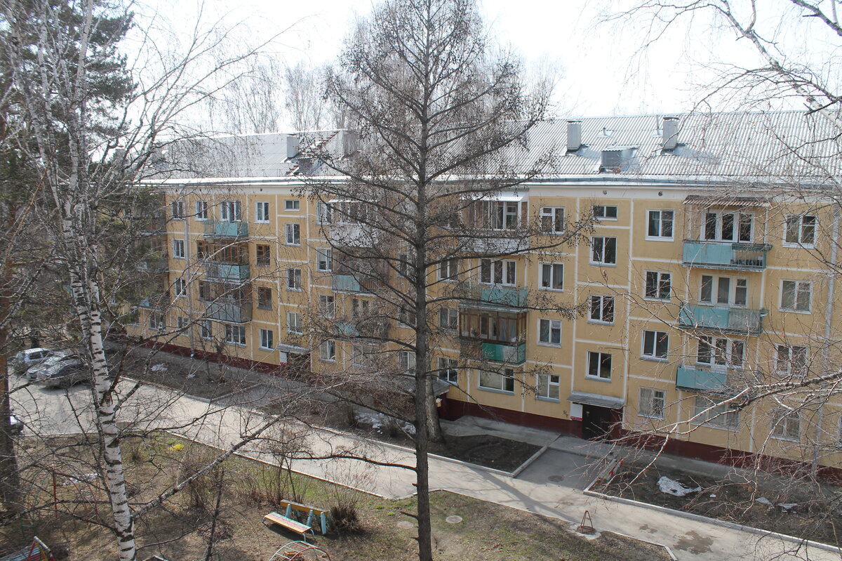 Хрущёвка в тихом спокойном месте