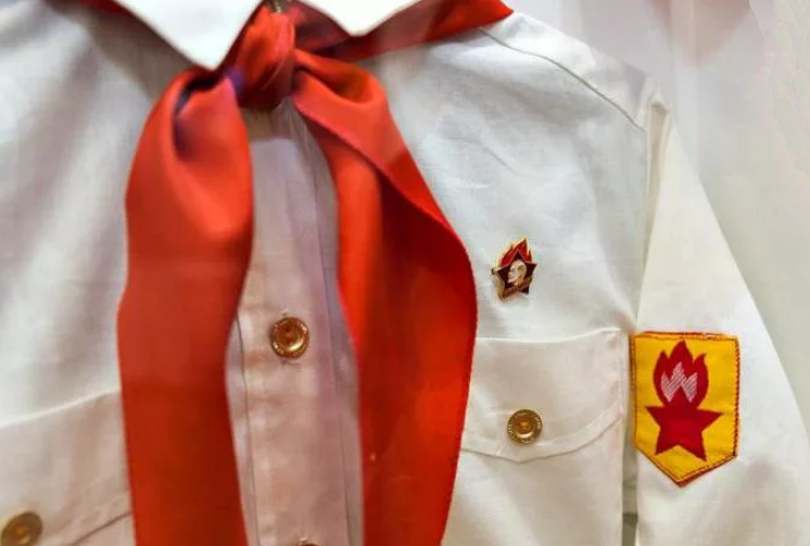 Парадная форма советского пионера. Фото: autogear.ru