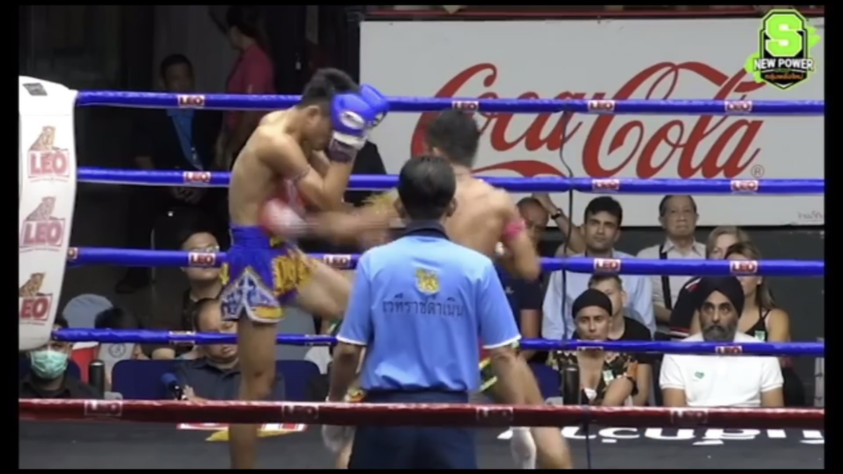 Первый удар