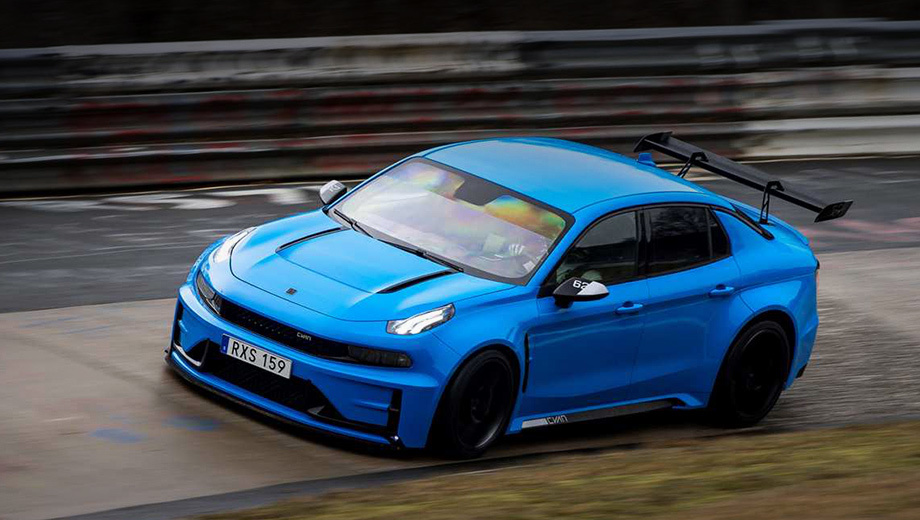 Lynk & Co 03 Cyan на Нюрбургринге
