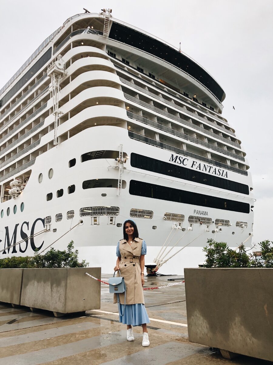 Круизный лайнер msc Fantasia. Мы сейчас идём на нем! 
