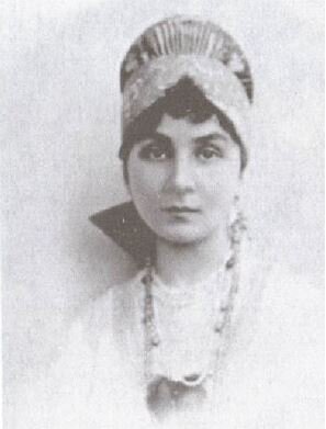 Фотография Анны Васильевны, которая весела в каюте Александра Колчака