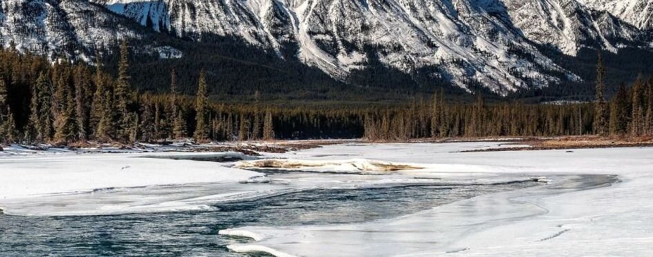 Фото из общего доступа, напоминающее реку Хани. 