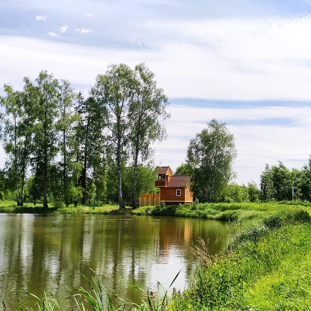 Домик рыбака в усадьбе Леонтьевых