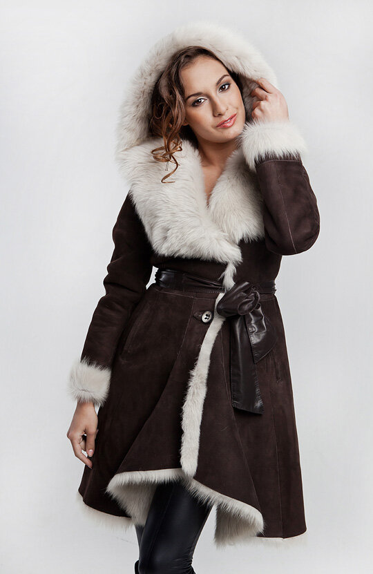 Фото: http://wlooks.ru/shuba/dublenki-chto-luchshe/