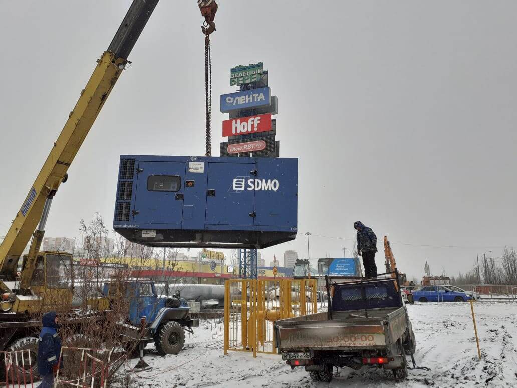 ДЭС устанавливается на рабочую площадку где будет происходить заливка бетона 