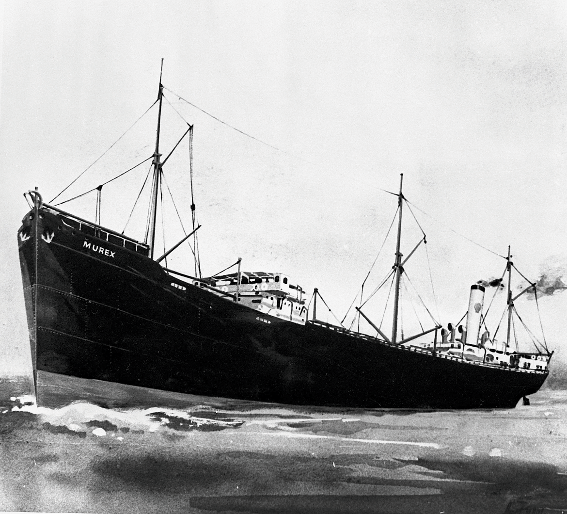 Murex, спущенный на воду 28 мая 1892 года, стал первым в мире нефтяным танкером, прошедшим через Суэцкий канал