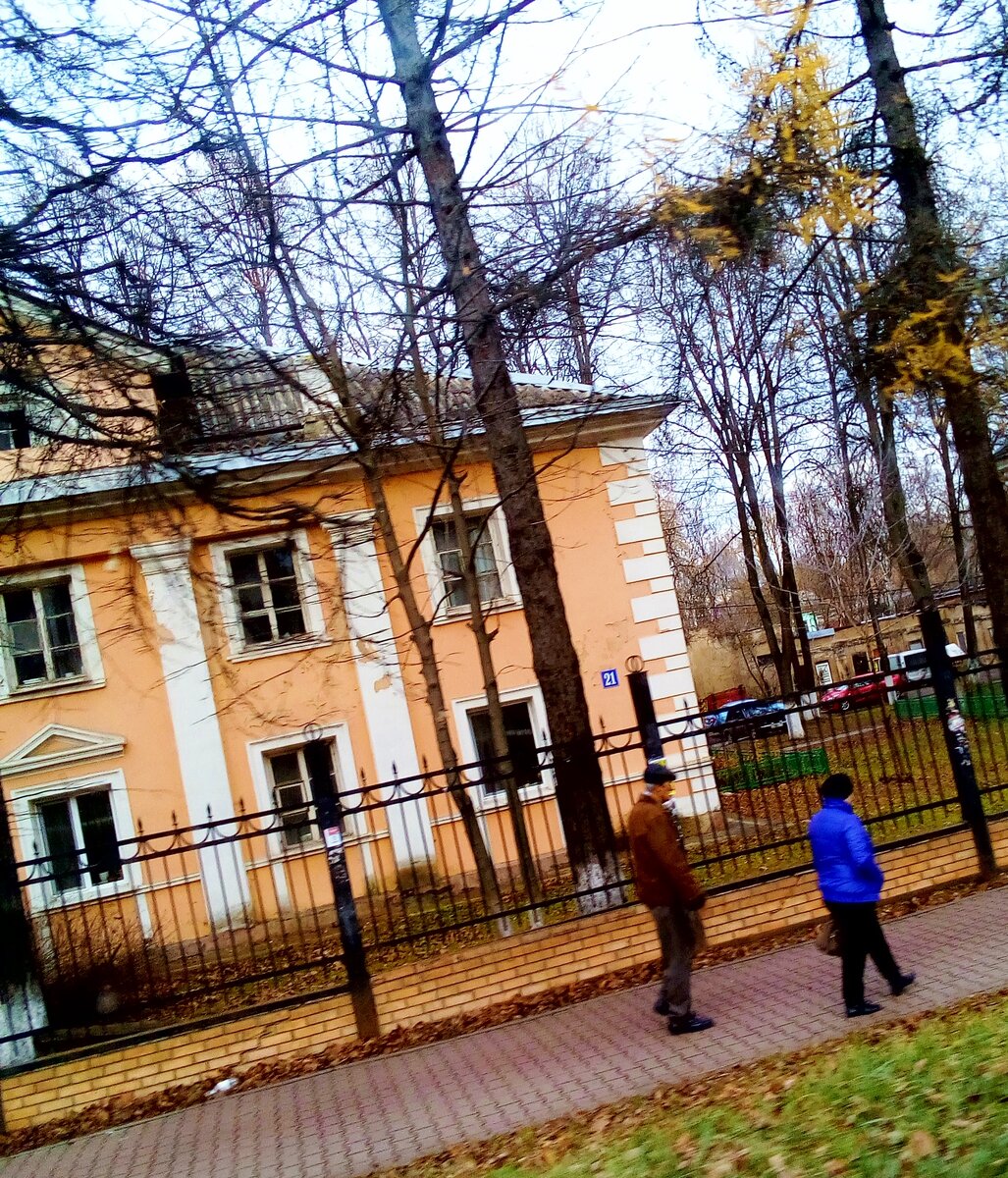 Мне кажется законотворцы лишились остатков совести и разума, впрочем,  видимо, никогда ими и не блистали.  Фото автора.