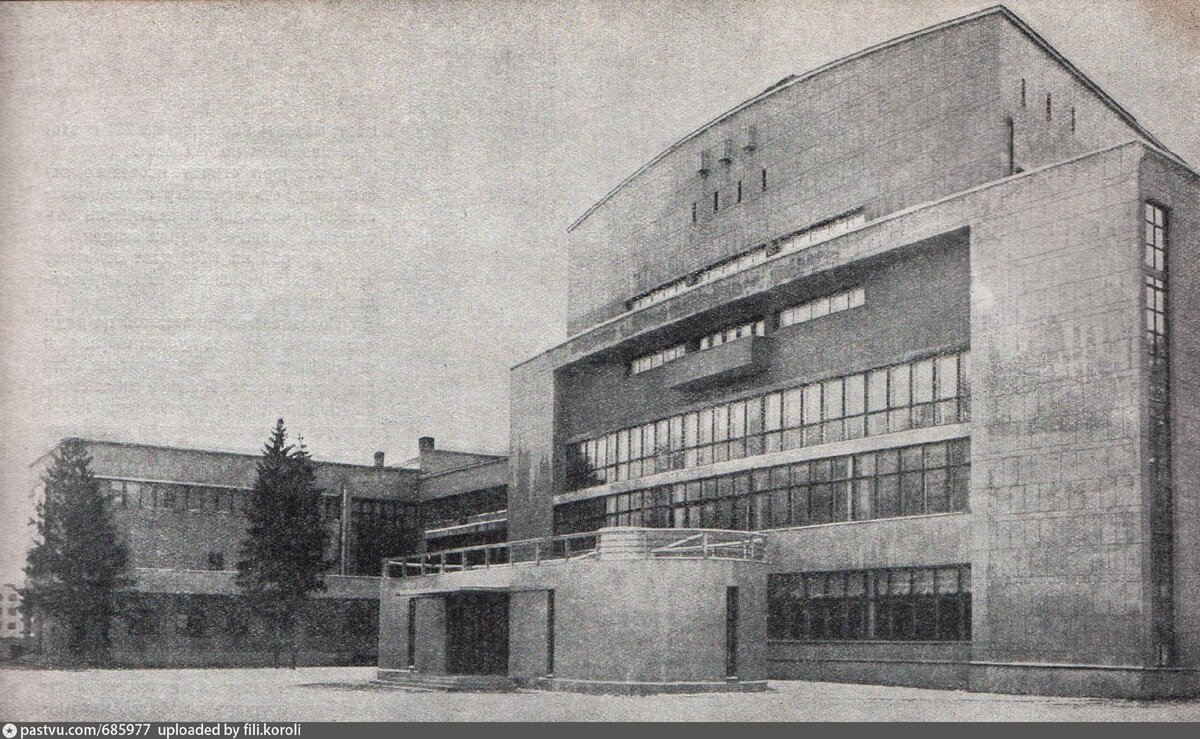 ДК им. Горбунова, 1938-1939.