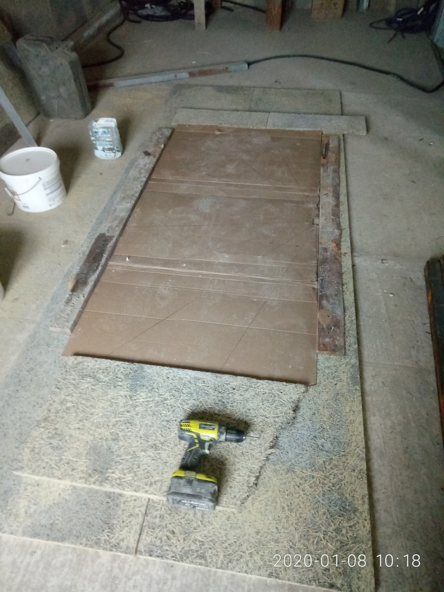 Шаблон из картона в натуральную величину