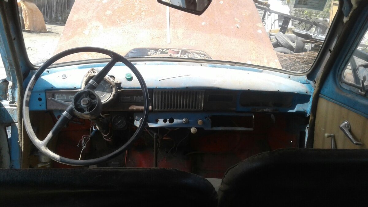 Некоторых деталей салоне не хватает