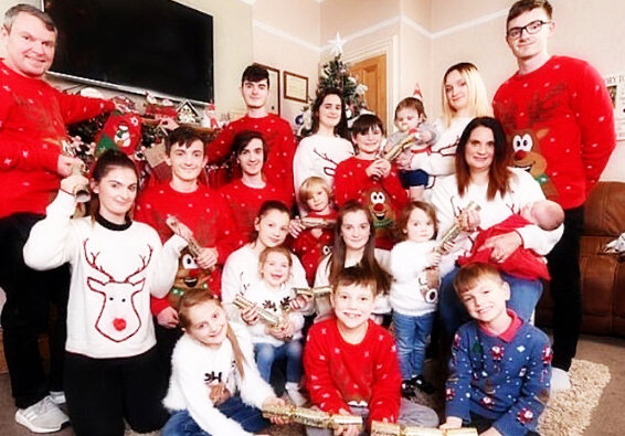 Большая редкость - такое количество своих детей