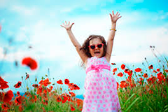 Этот, казалось бы, тривиальный и невинный вопрос заключает в себе гораздо больше, чем кажется, и является ключом к нашим мечтам, стремлениям и надеждам . С детства мы представляем себе наше идеальное будущее, думаем о том, кем мы хотели бы стать, полные иллюзий и надежд... то, от чего мы часто отказываемся, даже не осознавая этого.