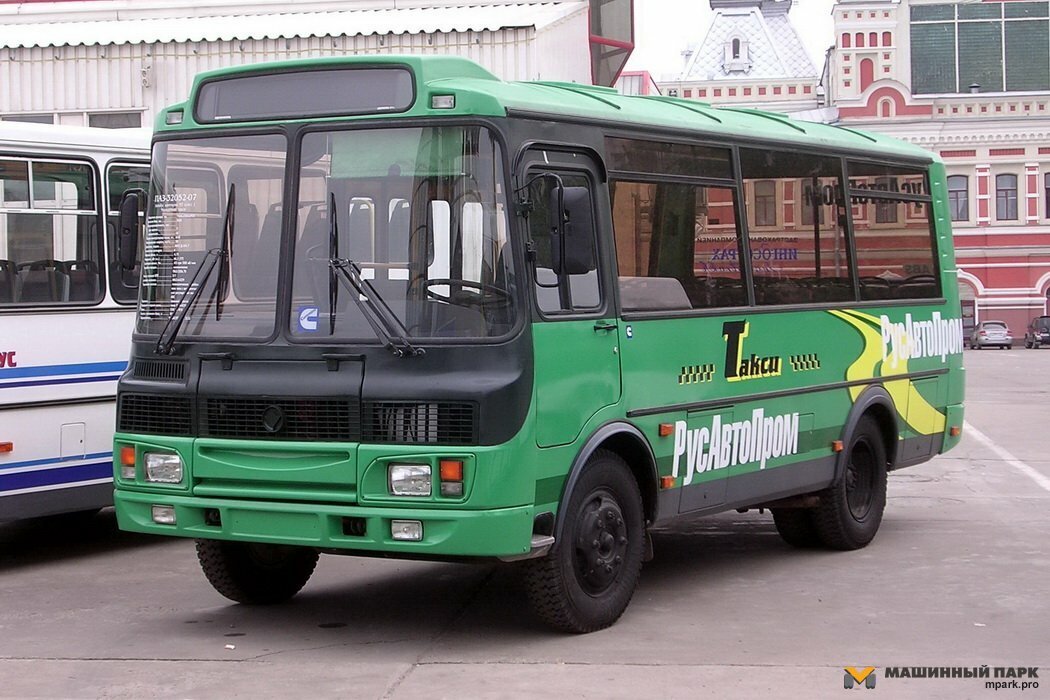 ПАЗ 32052 с небольшим рестайлингом "масок". (Фото из открытых источников)
