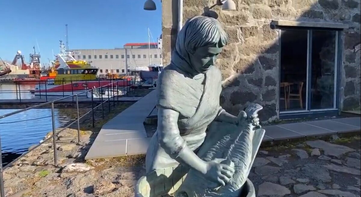 Во время такой прогулки, можно детально рассмотреть достопримечательности