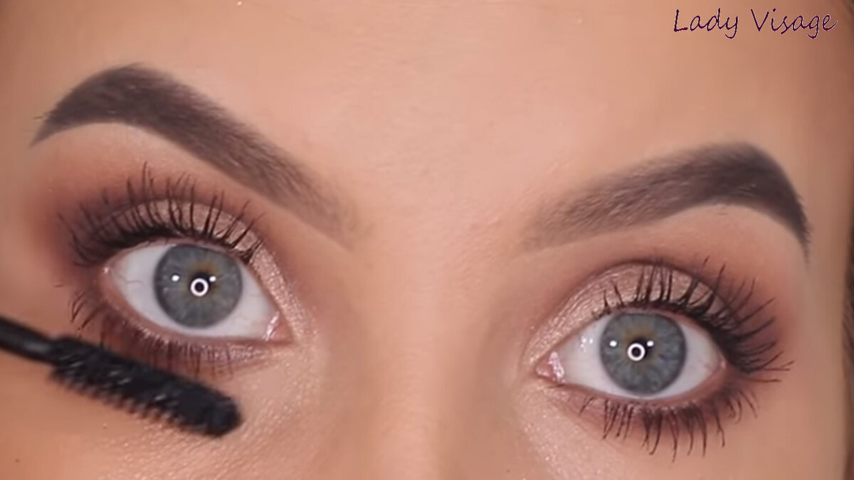 Макияж классическое веко GOLD BROWN SMOKEY probably the most popular Eye makeup combo Products used @
