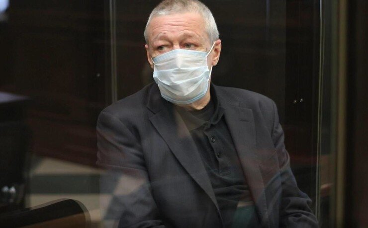 Михаил Ефремов