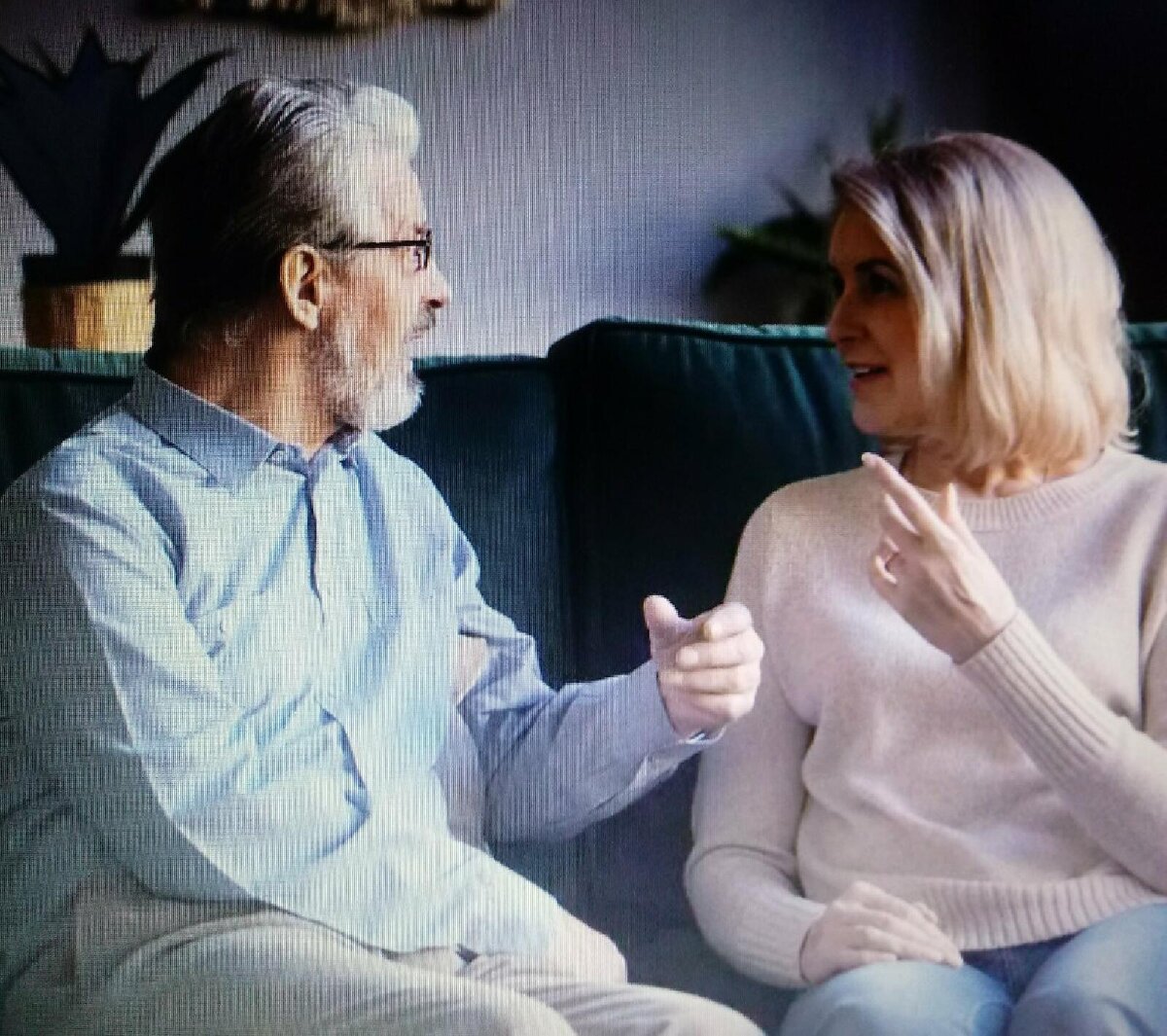 свою маленькую пенсию трать куда желаешь