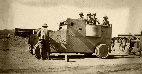 Бронемашина «индийского типа» на базе Ролс-Ройс, 1914, Англия. И были ещё десятки разной степени шушпанцерности у разных стран, но не у Германии