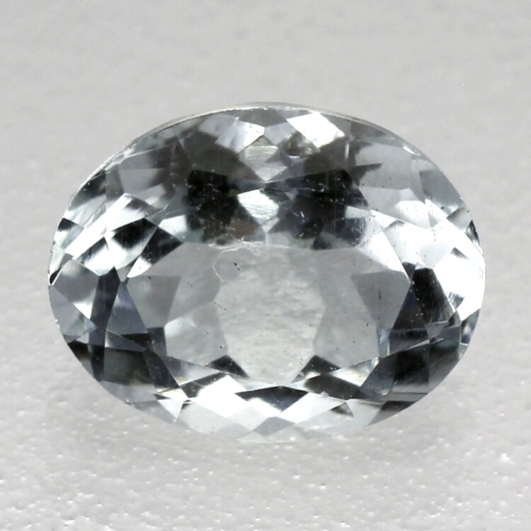 Камень циркон