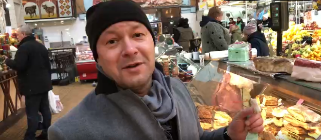 Киев, Бассарабский рынок, продуктовые ряды продажи солонины, мяса, солений
