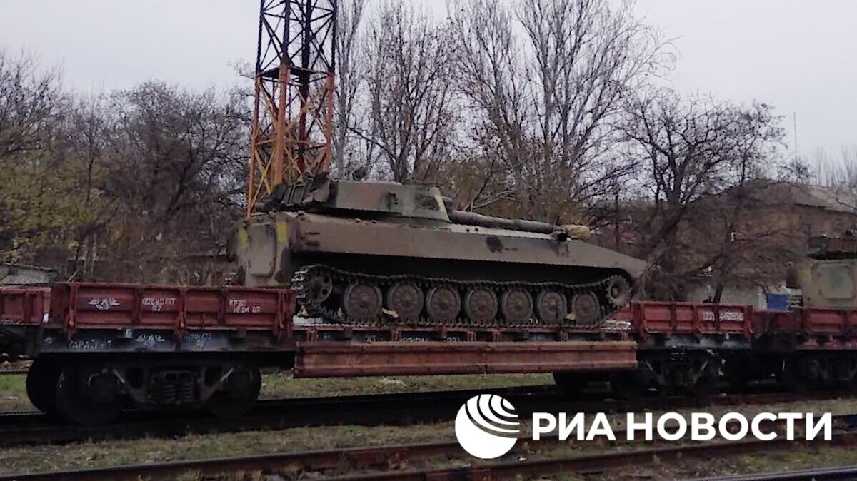    Военная техника в Николаеве© РИА Новости