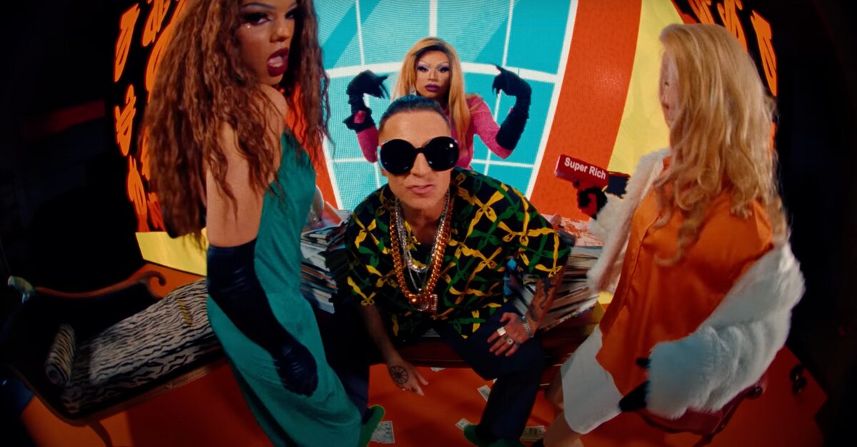    Клип Оксимирона* «The Story of Alisher», в котором он высмеивает Моргенштерна* Фото: YouTube