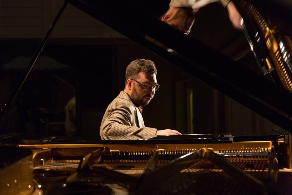 Константин Хазанович