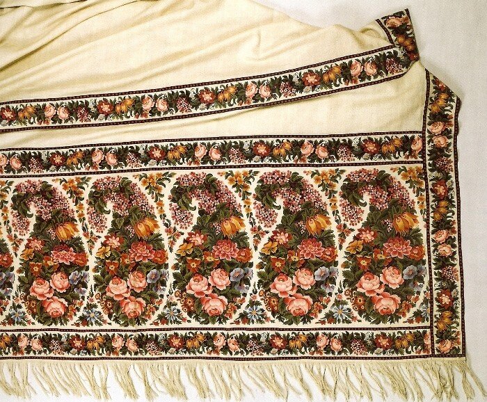 Шаль, 1820-е, Россия. Шерсть, двусторонее ткачество