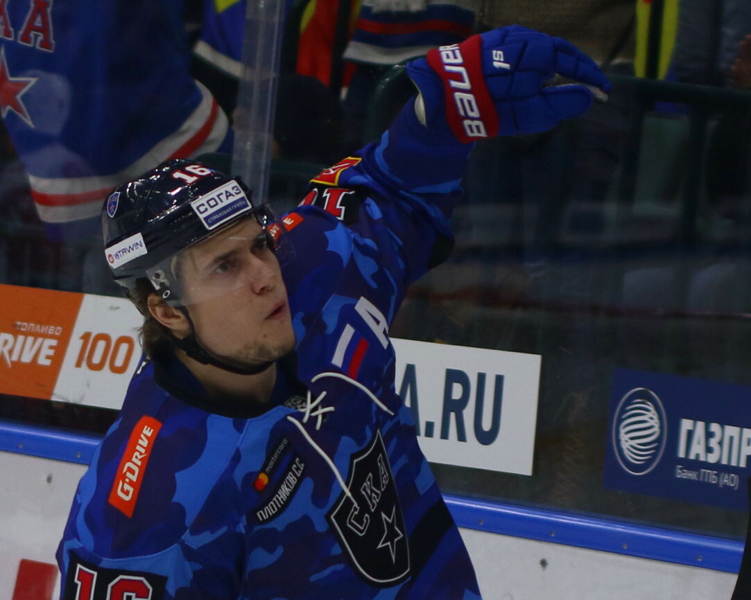 Петербургский СКА со счетом 4:0 разгромил "Локомотив"