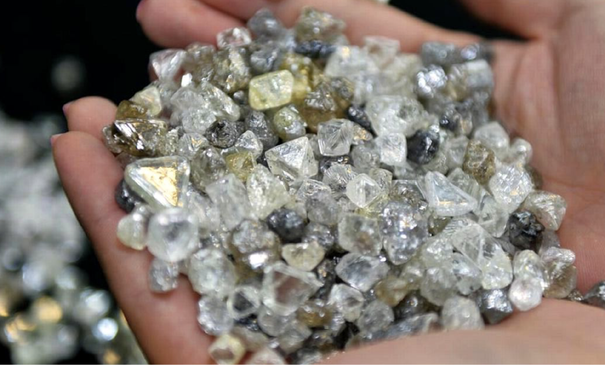 Находки алмазов с вулкана "Толбачик", Камчатка. Статьи выходят каждый день после 18:00 по мск.