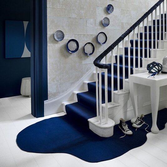 Stairrunner @roger_oates Wall paper @elitisfrance
Console table @julianchich 
Photograph @paulraeside
Styling @hannahfranklininteriorstylist
