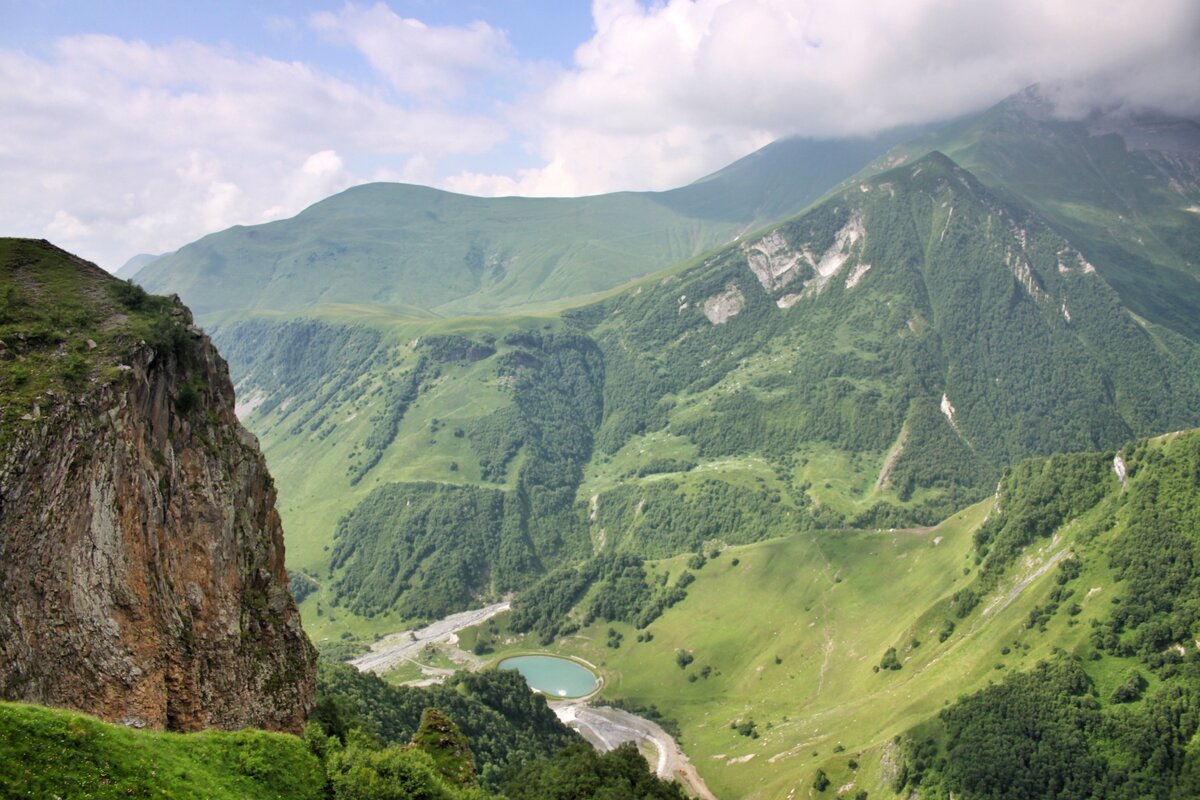 Вид с горного перевала