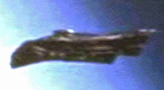 Несколько интузиастов по всему миру отслеживаю этот феномен на орбите нашей планеты. Ими была зафиксирована активность, проблеск транспондера и смена курса на орбите. То есть он переодически активируется!!! 