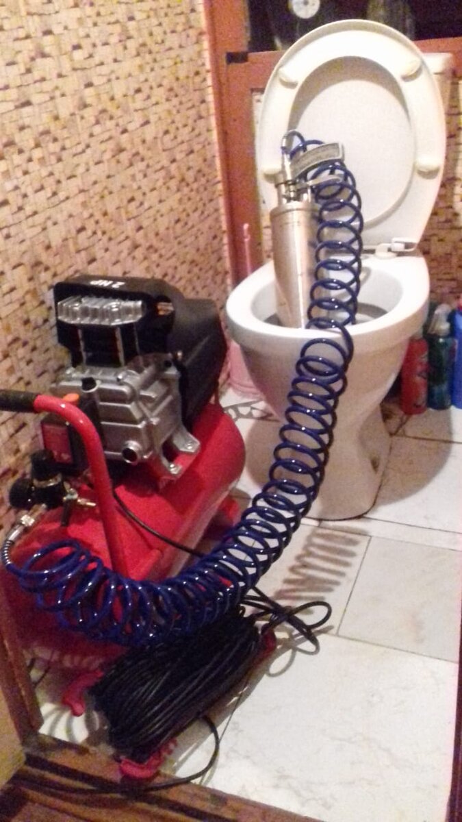 прочистить засор трубы домашними средствами