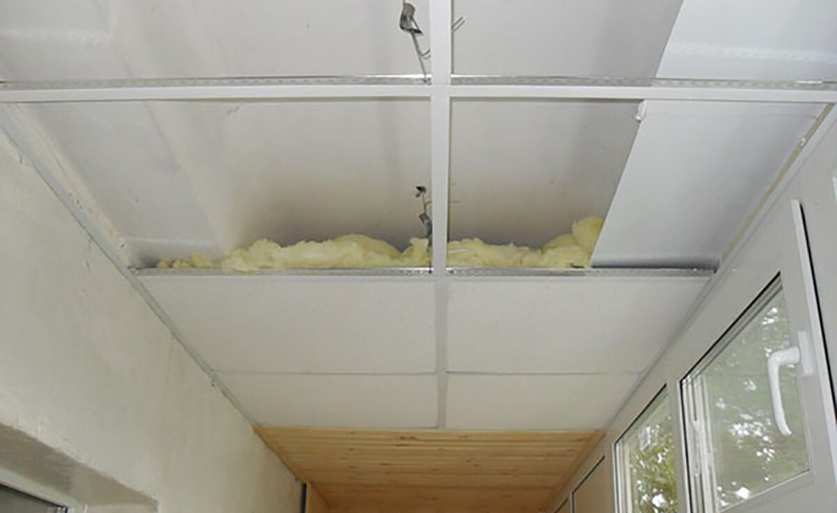 Один из вариантов утепления лоджии/балкона. Фото: eremont.ru