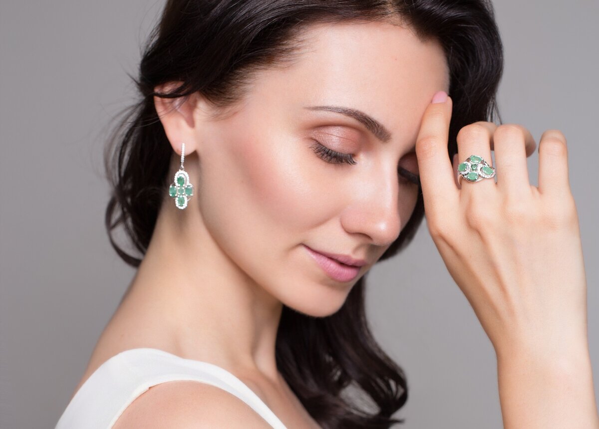 Украшения с изумрудами (интернет-магазин lazurit-online.com)