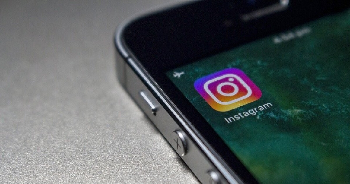  Instagram начинает требовать указать дату рождения при регистрации в социальной сети.—...