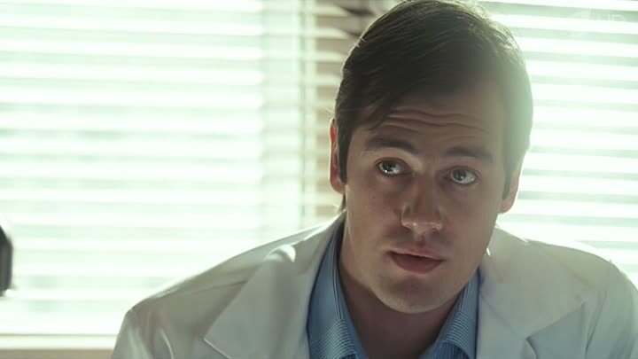 Кадр из сериала, доктор Базанов