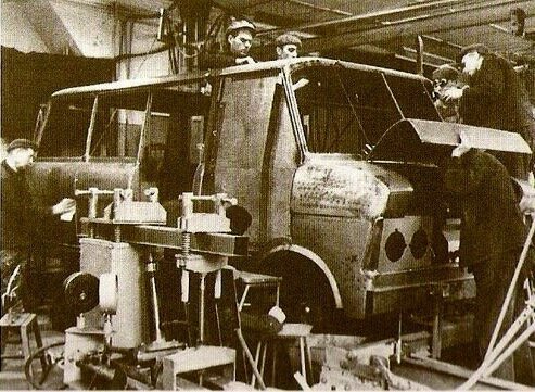 изготовления опытного образца РАФ-982-1, Группой Мейзиса