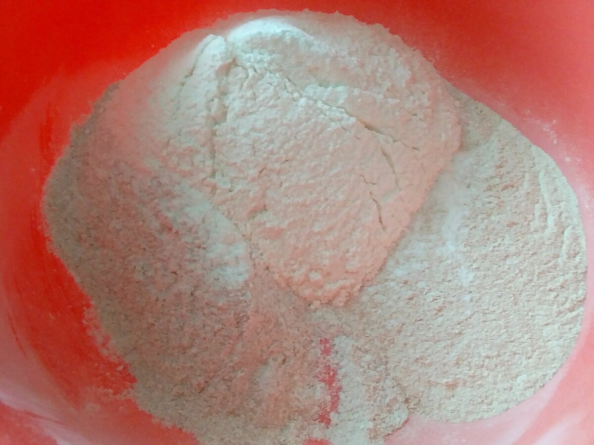 просеем  всё в одну чашу