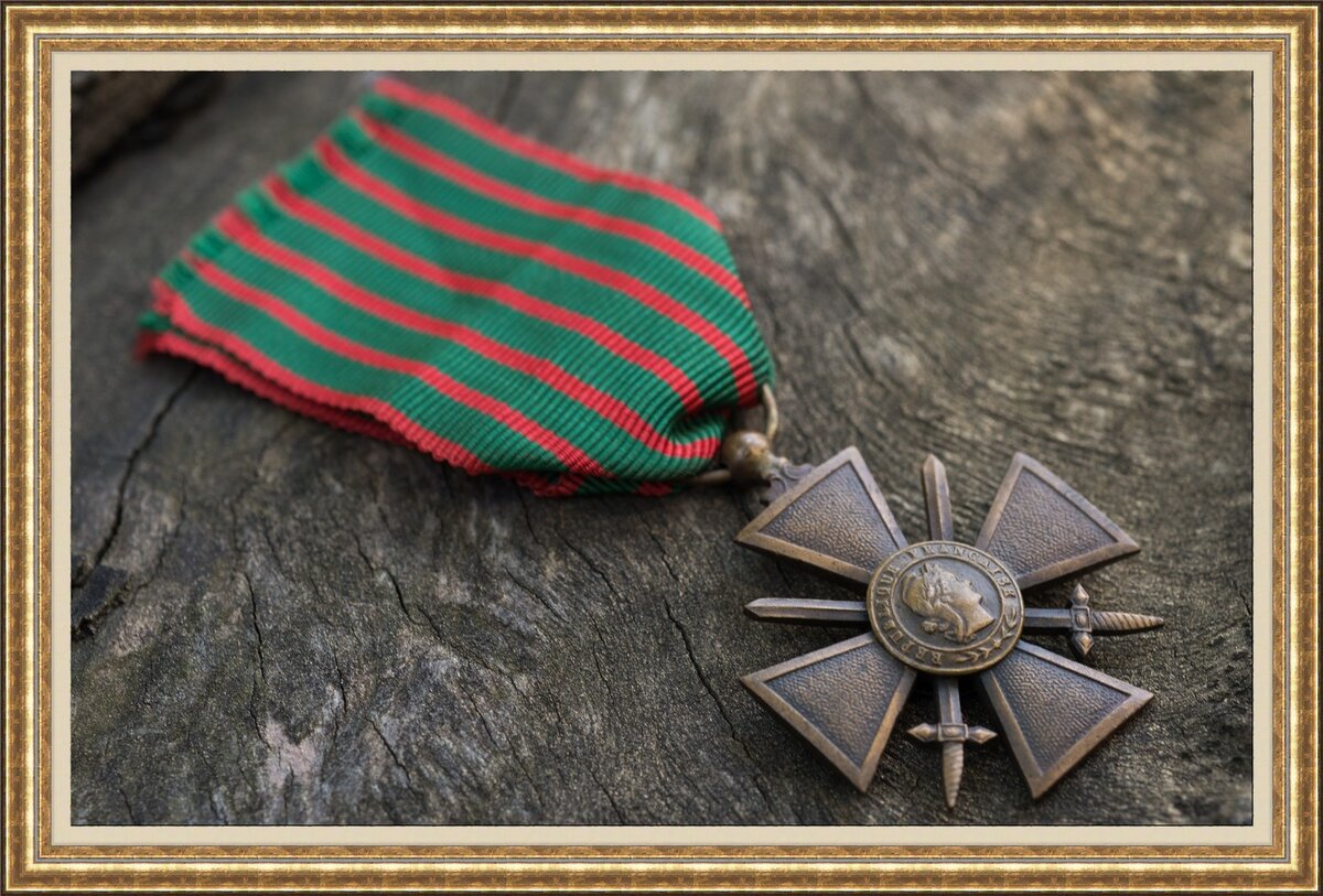 Медаль Круа де Герр. Пример без дубового листа.