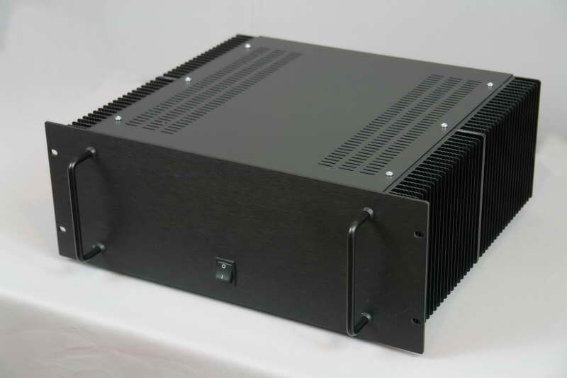 Усилитель в "про" варианте исполнения