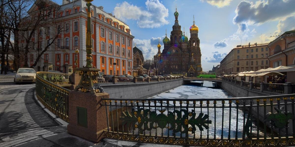 ВНЕШНЕ ПИТЕР КРАСИВ, НЕ ПОСПОРИШЬ