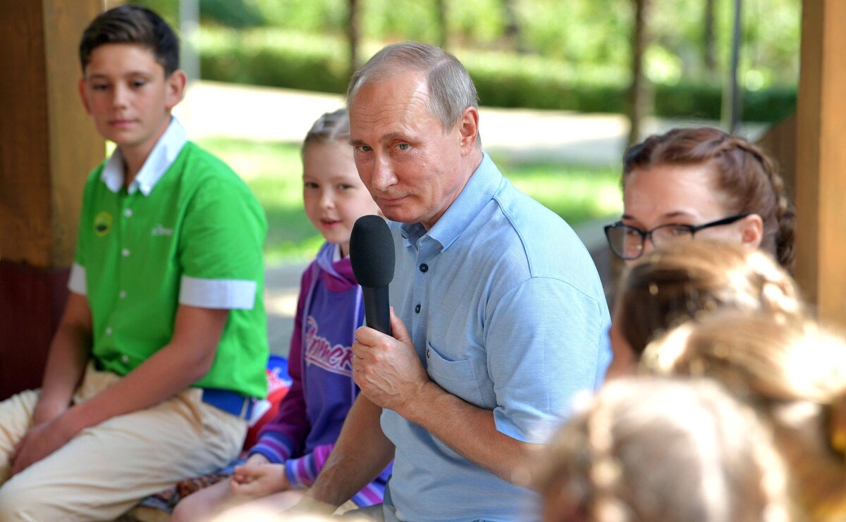 Путин и «недовольная молодёж»