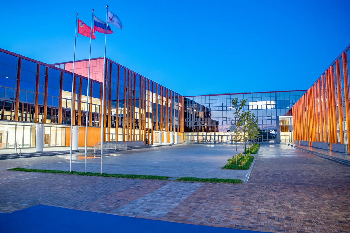 Худжанд им а. Гимназия примакова раздоры. Мкоу сош пролетарского сайт им с п восканова. Учитель года 2022 воронеж. А гагарина.