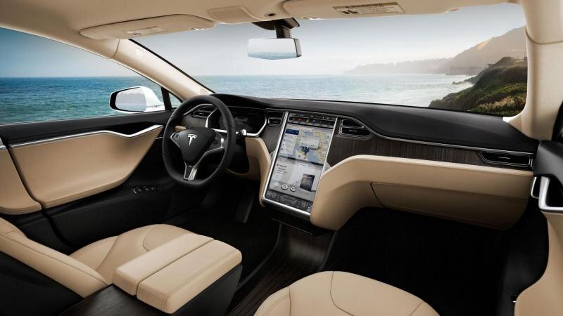 Tesla Model S изнутри