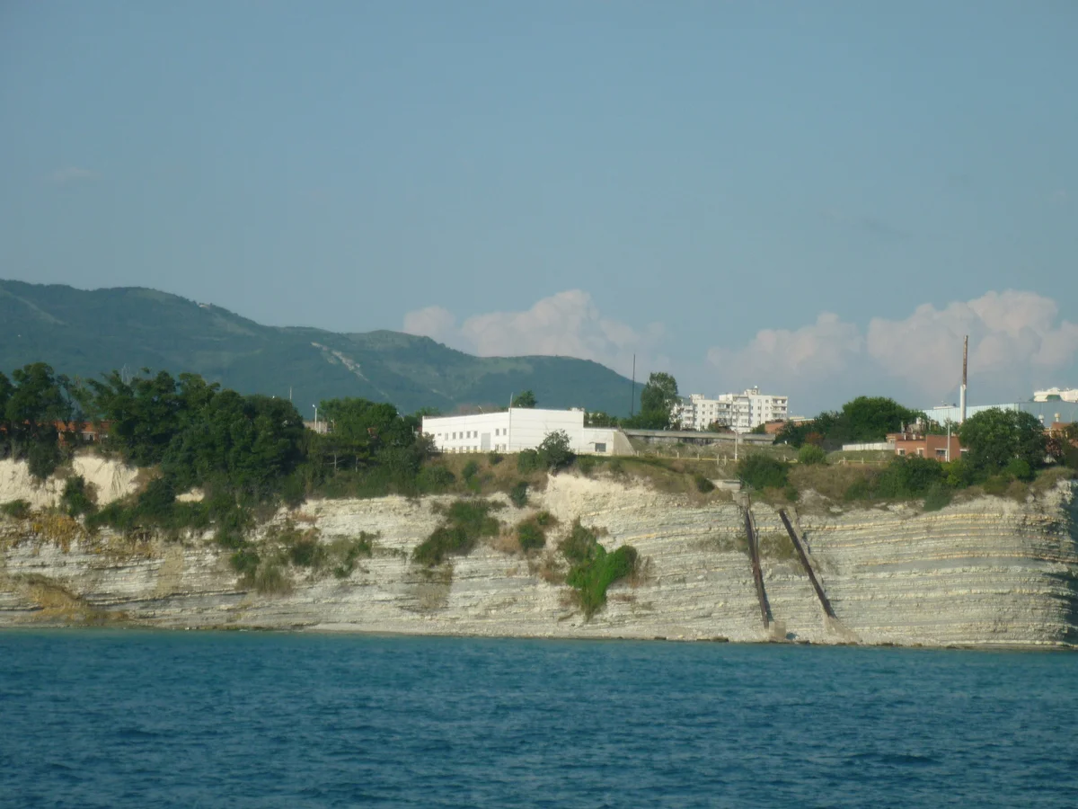 21 век однако, наверно в проекте задействуют новейшие сверхдержавные технологии и наработки последних 20и лет вставания с колен