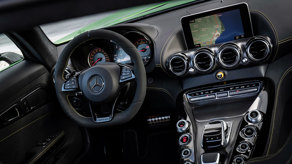 Mercedes-AMG GT R